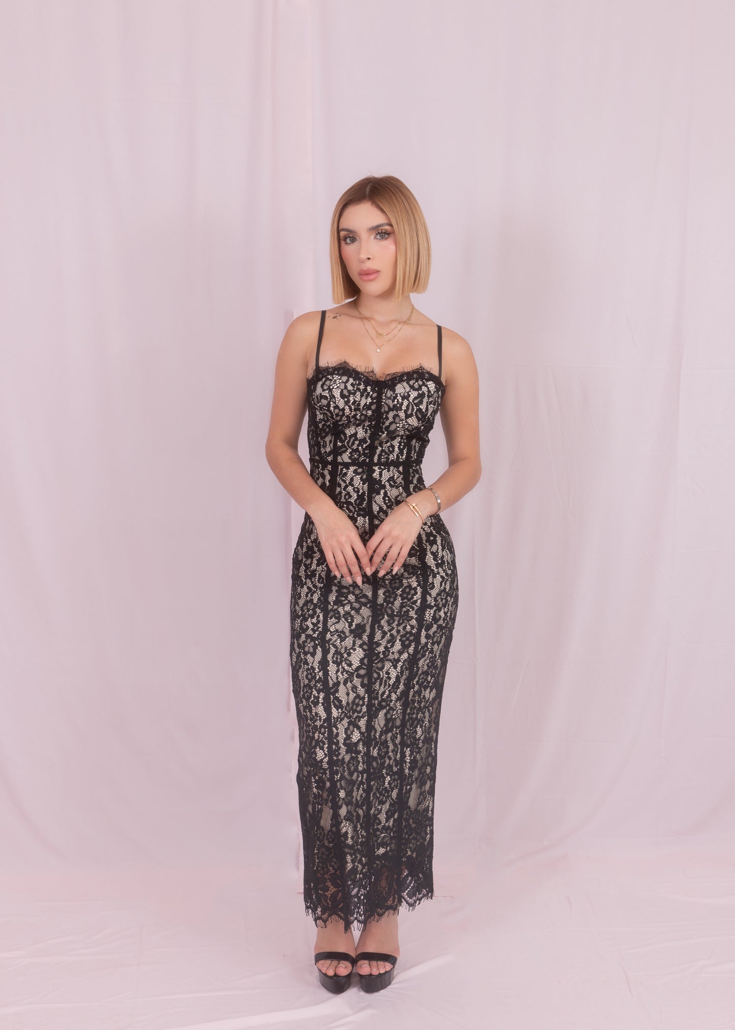 Vestido encaje “SOFÍA”