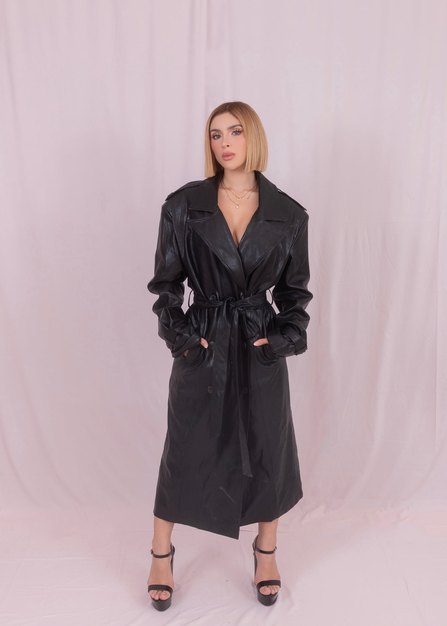 Gabardina vinipiel “AKIRA”