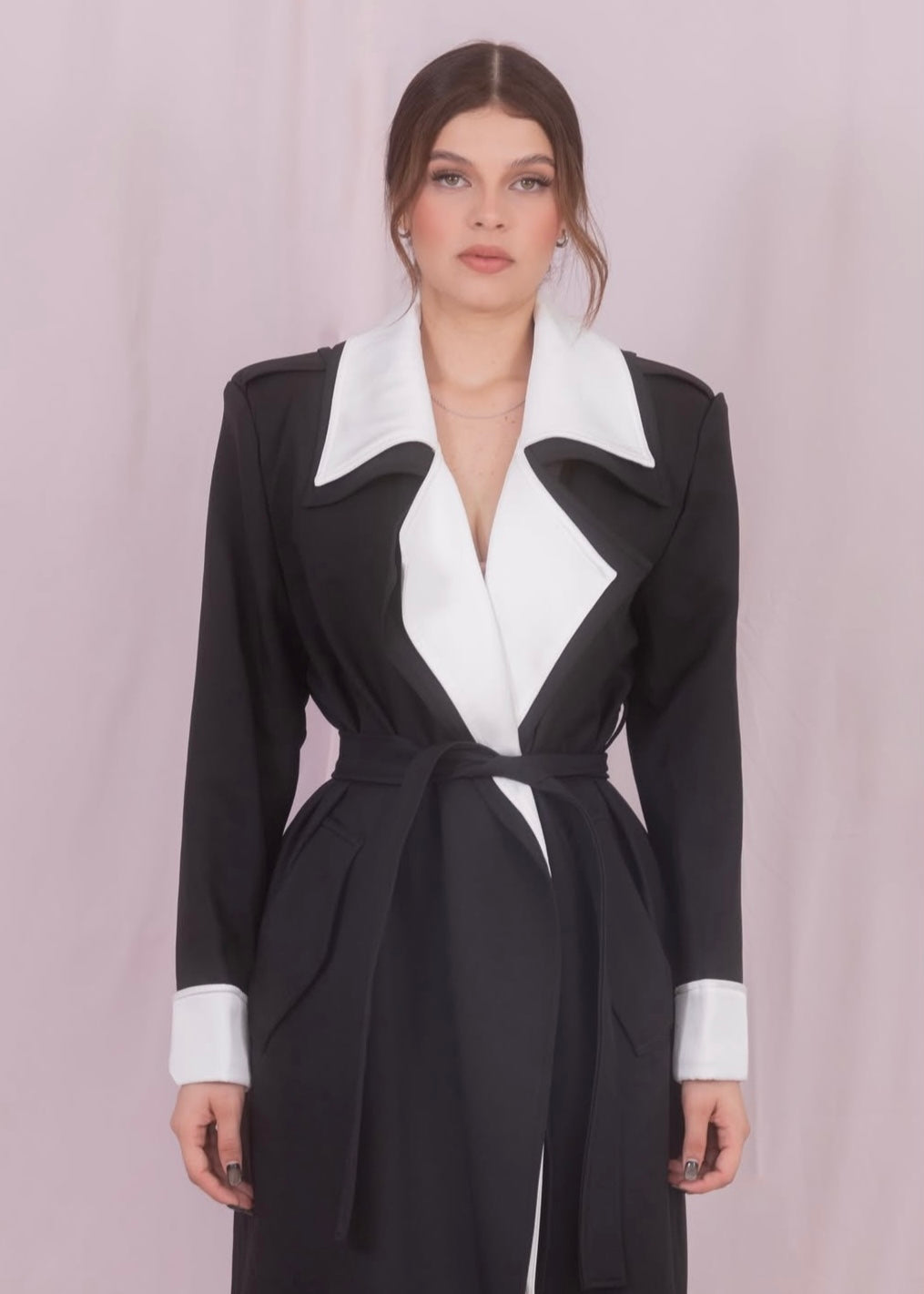 Gabardina negra “LEILA”