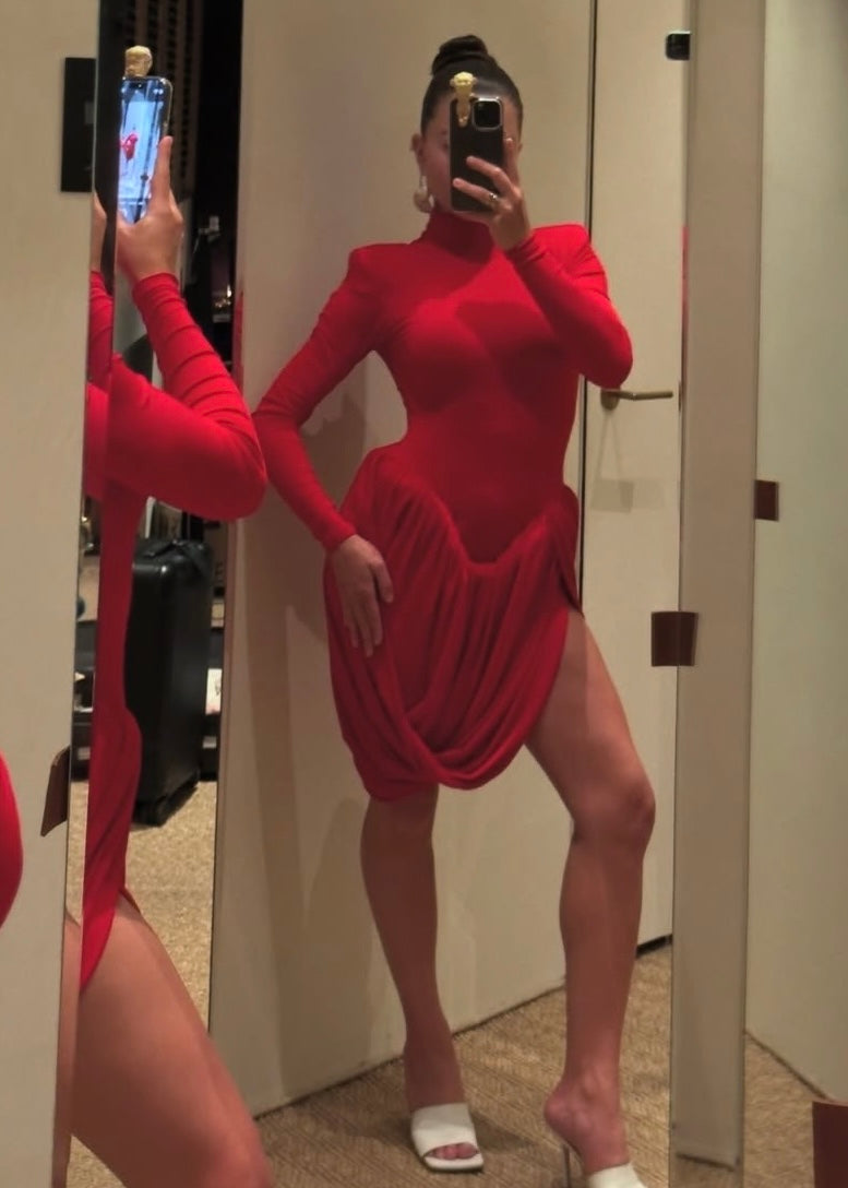 RED DRESS